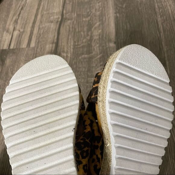 Olivia Miller River Flatform Wedge Chunky Leopard Animal Print Slide Sandals - Picture 6 of 10